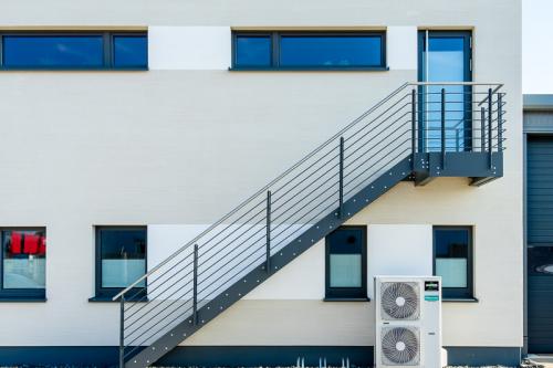Metallbau Möhring Gifhorn Zaunbau, Treppen und Überdachungen